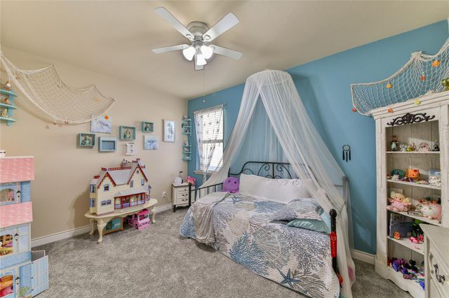 814 Fairway Drive, La Porte, TX 77571