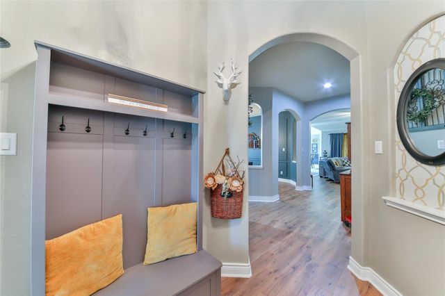 814 Fairway Drive, La Porte, TX 77571