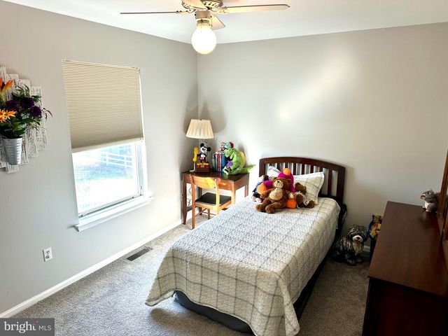 101 PIONEER DR, Lansdale, PA 19446