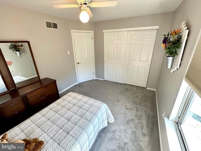 101 PIONEER DR, Lansdale, PA 19446