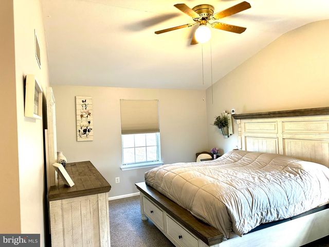 101 PIONEER DR, Lansdale, PA 19446