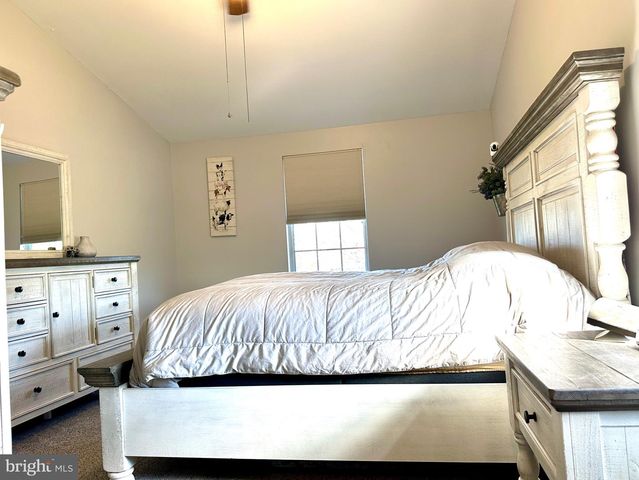 101 PIONEER DR, Lansdale, PA 19446