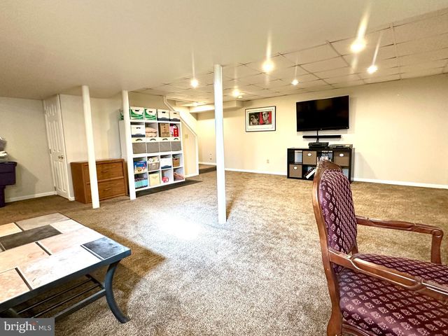 101 PIONEER DR, Lansdale, PA 19446