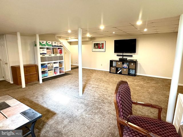 101 PIONEER DR, Lansdale, PA 19446