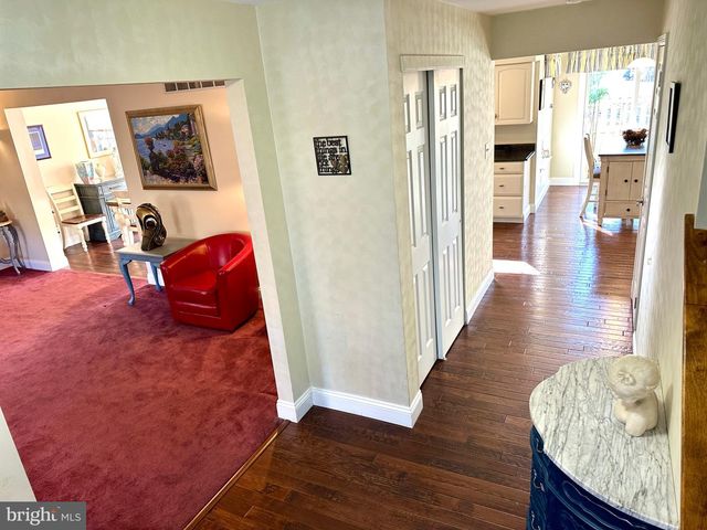 101 PIONEER DR, Lansdale, PA 19446