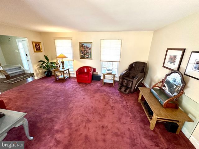 101 PIONEER DR, Lansdale, PA 19446