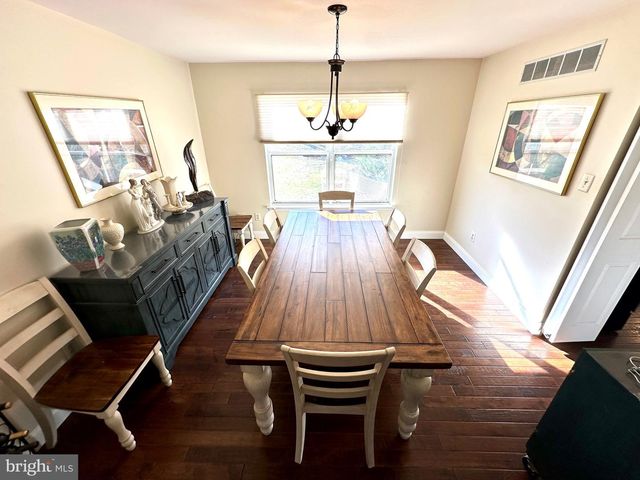 101 PIONEER DR, Lansdale, PA 19446