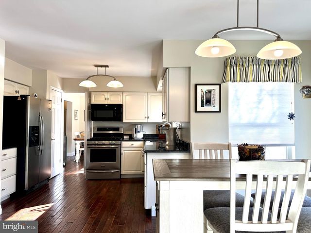 101 PIONEER DR, Lansdale, PA 19446