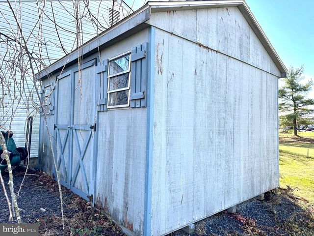 101 PIONEER DR, Lansdale, PA 19446