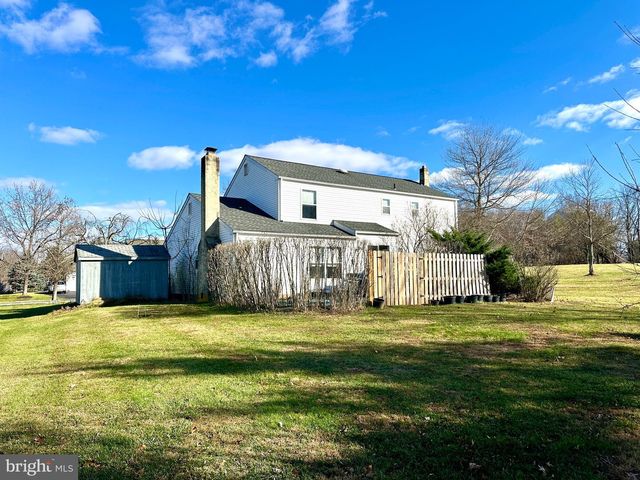 101 PIONEER DR, Lansdale, PA 19446