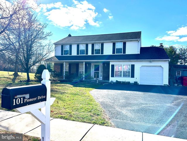 101 PIONEER DR, Lansdale, PA 19446