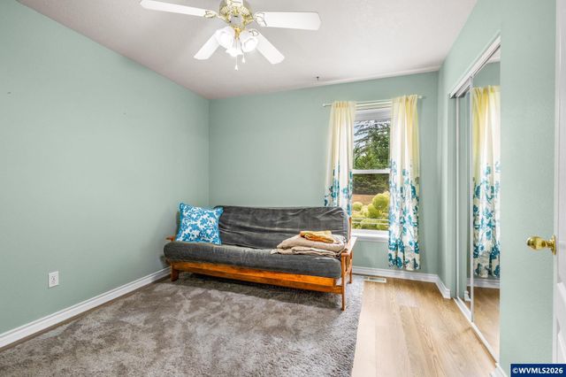 400 Hickory Ct, Lyons, OR 97358