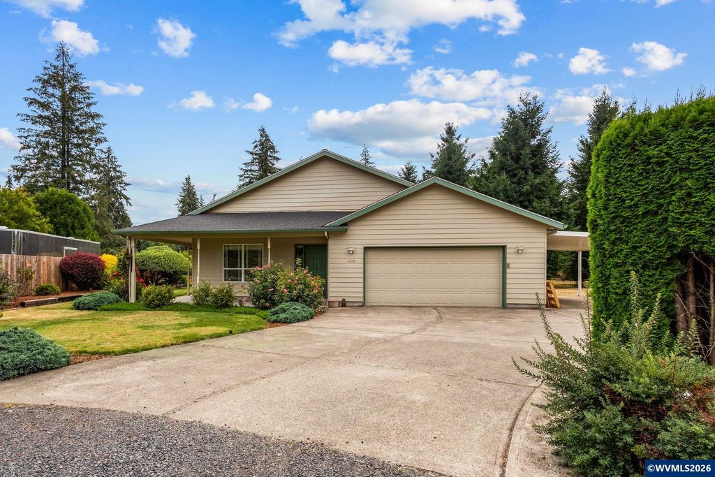 400 Hickory Ct, Lyons, OR 97358