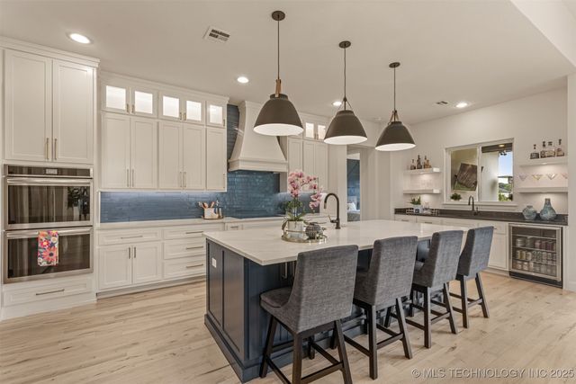 12031 S Urbana Avenue, Tulsa, OK 74137