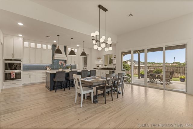 12031 S Urbana Avenue, Tulsa, OK 74137