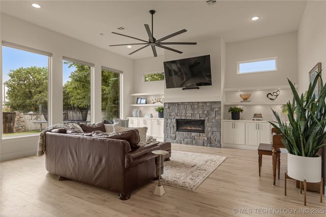 12031 S Urbana Avenue, Tulsa, OK 74137