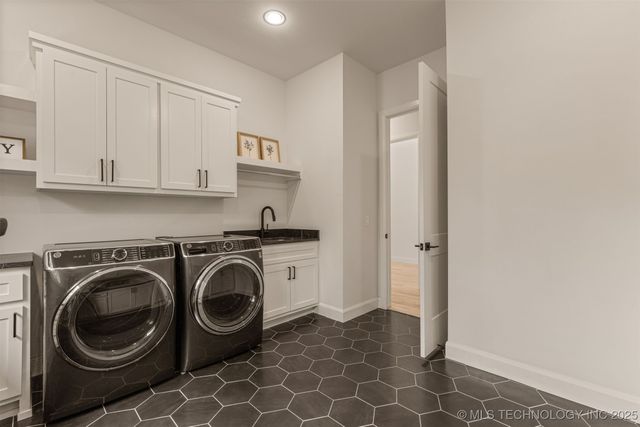 12031 S Urbana Avenue, Tulsa, OK 74137