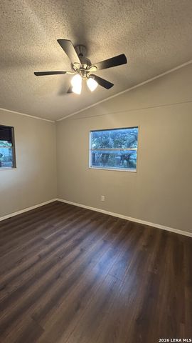 537 Tamarack Drive, San Antonio, TX 78133