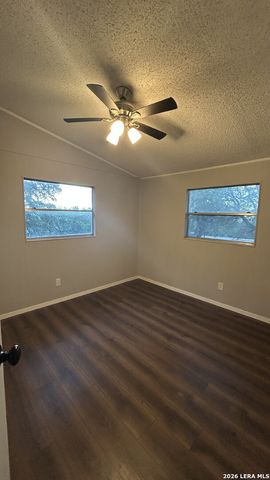 537 Tamarack Drive, San Antonio, TX 78133