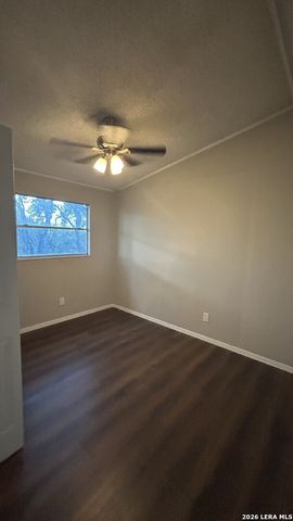 537 Tamarack Drive, San Antonio, TX 78133