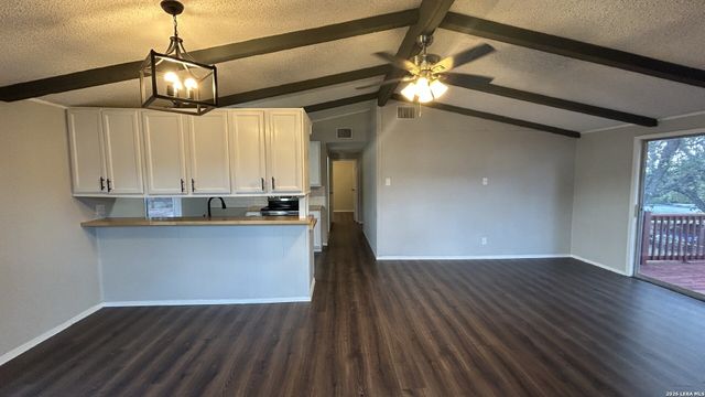 537 Tamarack Drive, San Antonio, TX 78133