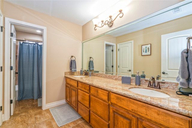 15002 Santa Gertrudis Dr, Corpus Christi, TX 78410