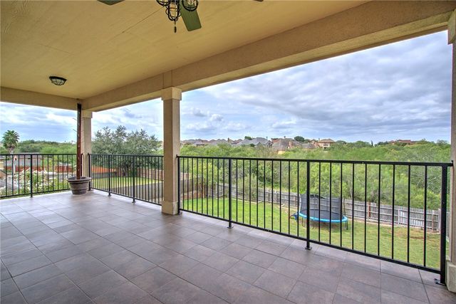 15002 Santa Gertrudis Dr, Corpus Christi, TX 78410