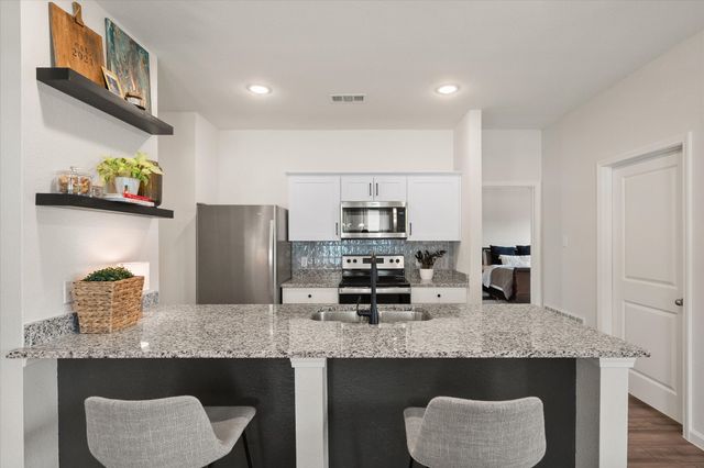 1400 Ancer Way, Fort Worth, TX 76052