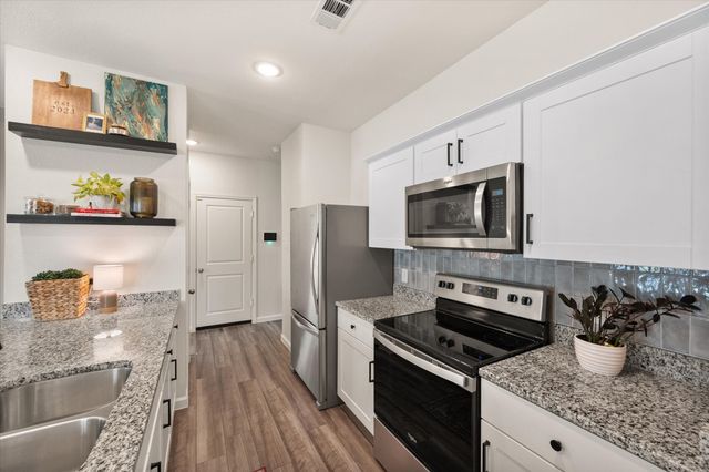 1400 Ancer Way, Fort Worth, TX 76052