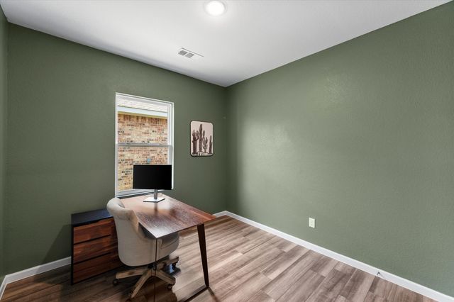 1400 Ancer Way, Fort Worth, TX 76052