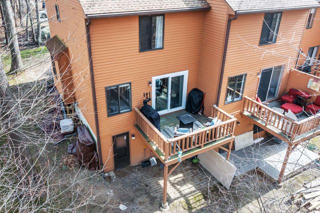 65 Dunvegan Woods Drive, Hampton, NH 03842