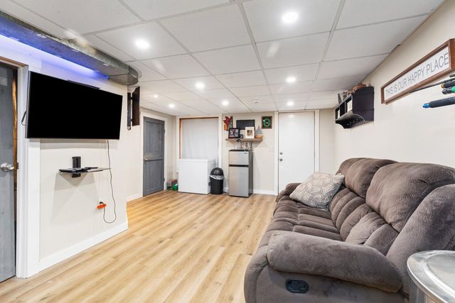 65 Dunvegan Woods Drive, Hampton, NH 03842