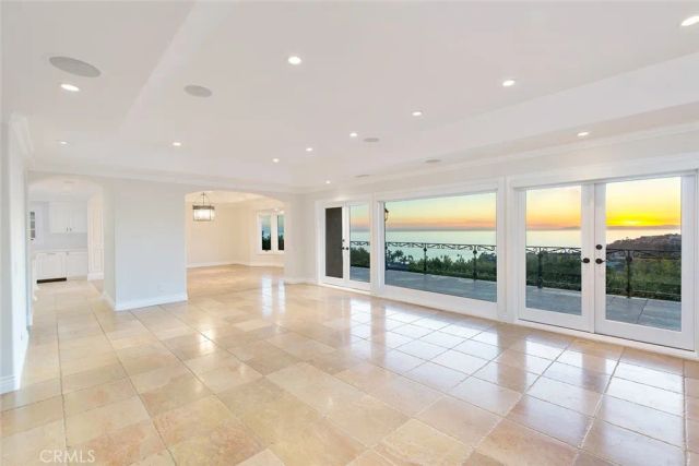 517 Emerald Bay, Laguna Beach, CA 92651