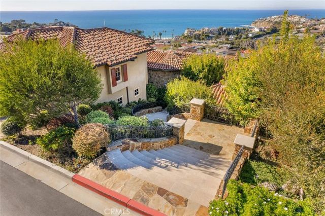 517 Emerald Bay, Laguna Beach, CA 92651