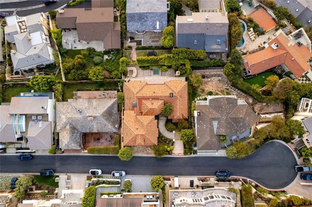 517 Emerald Bay, Laguna Beach, CA 92651