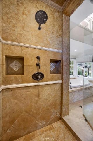 517 Emerald Bay, Laguna Beach, CA 92651