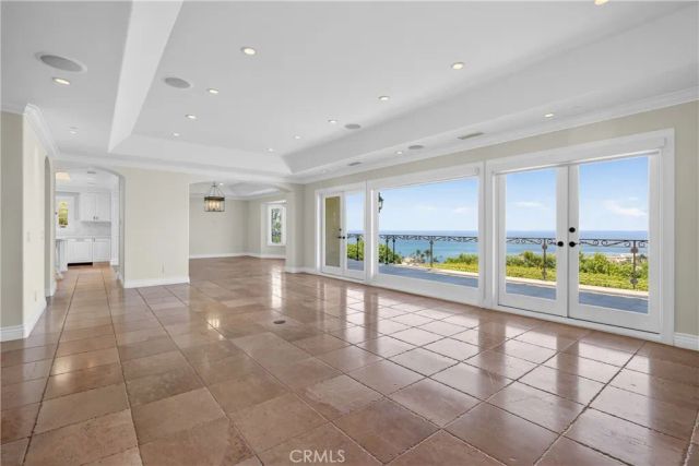 517 Emerald Bay, Laguna Beach, CA 92651