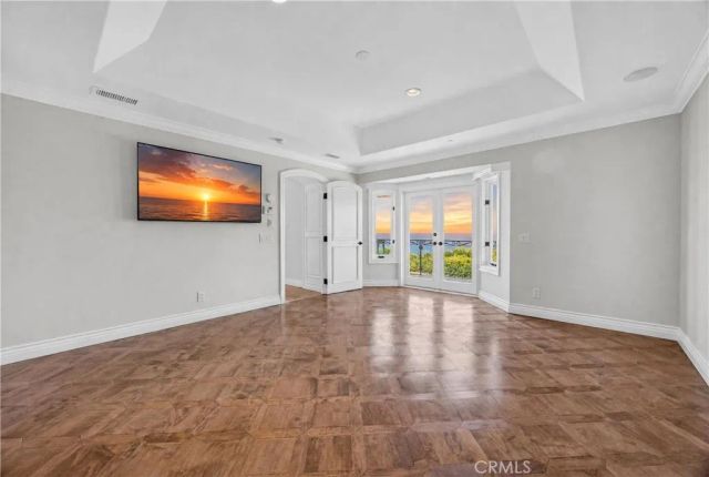 517 Emerald Bay, Laguna Beach, CA 92651
