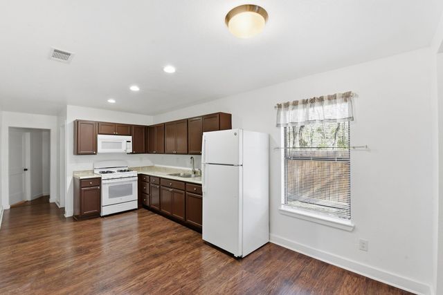 915 Nevell Street, Cleveland, TX 77327