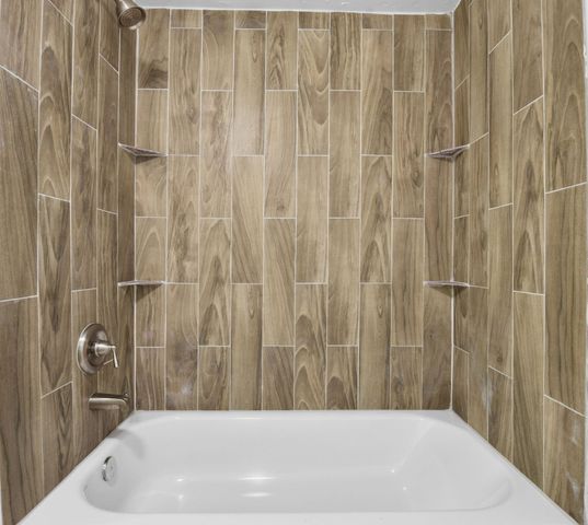 915 Nevell Street, Cleveland, TX 77327