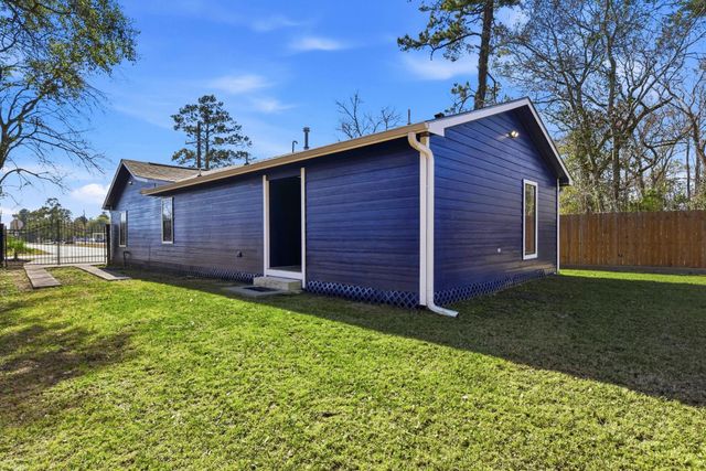 915 Nevell Street, Cleveland, TX 77327