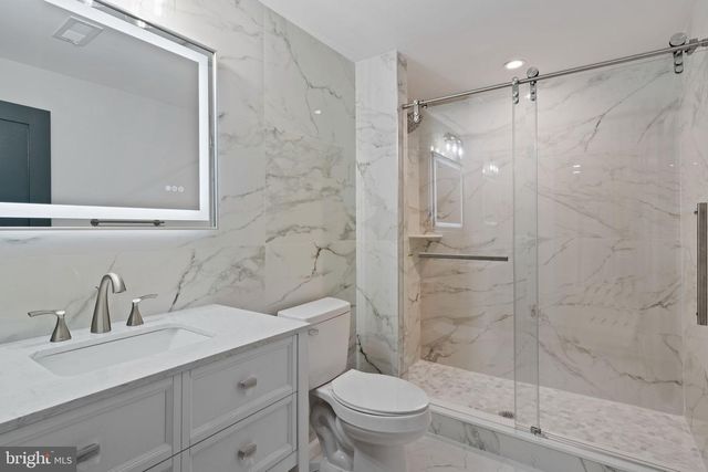 1125 CREASE ST, Philadelphia, PA 19125