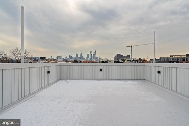 1125 CREASE ST, Philadelphia, PA 19125