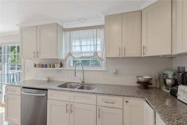 418 Ontario Avenue, Geddes, NY 13209