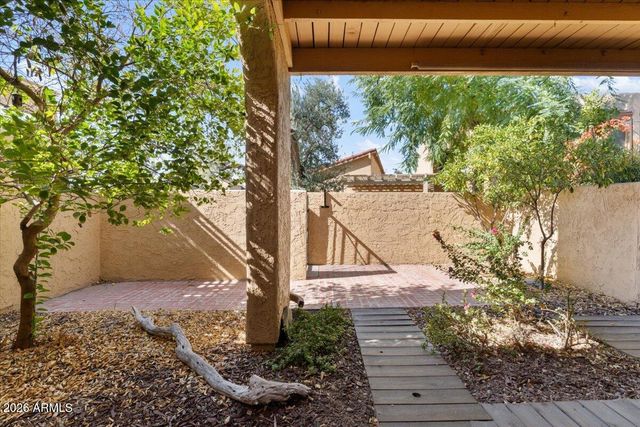 8422 N CENTRAL Avenue B, Phoenix, AZ 85020