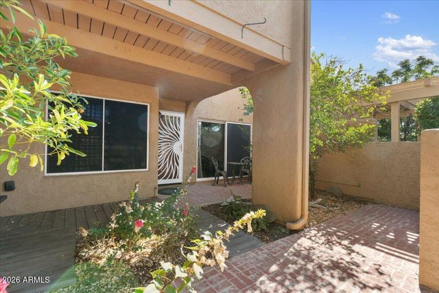 8422 N CENTRAL Avenue B, Phoenix, AZ 85020