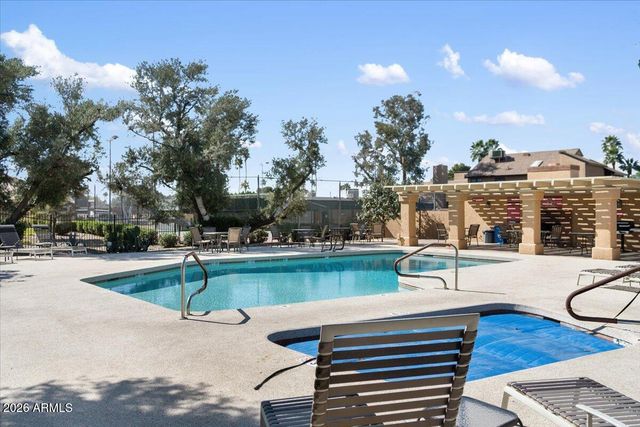 8422 N CENTRAL Avenue B, Phoenix, AZ 85020