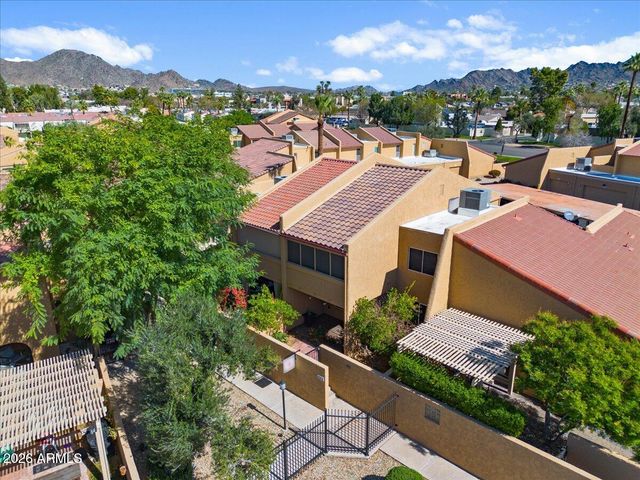 8422 N CENTRAL Avenue B, Phoenix, AZ 85020