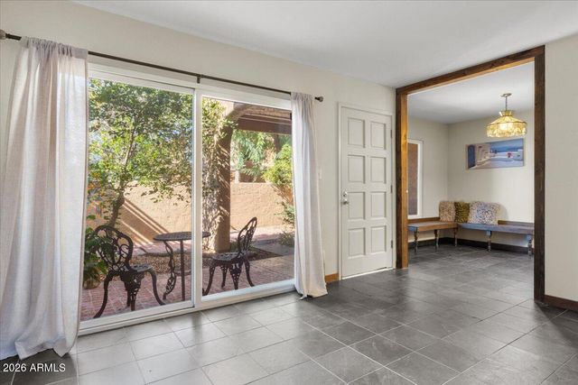 8422 N CENTRAL Avenue B, Phoenix, AZ 85020