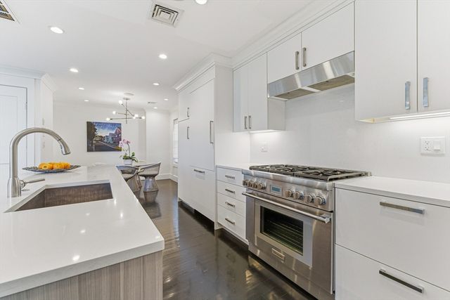 108 Cushing Ave 2, Boston, MA 02125